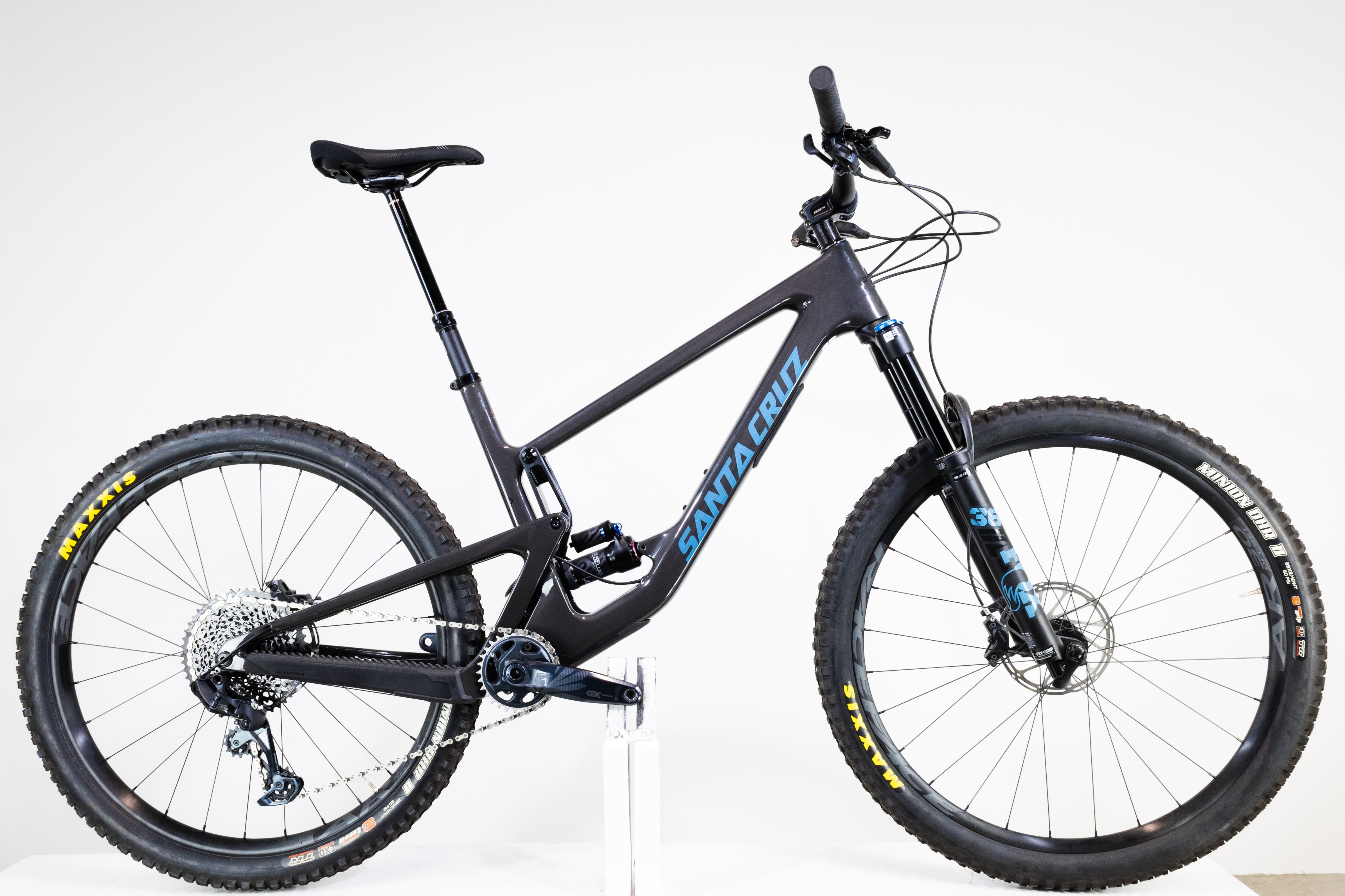 SANTA CRUZ Hightower 2 2022 VTT Occasion Reconditionné Mint Bikes MINT Bikes
