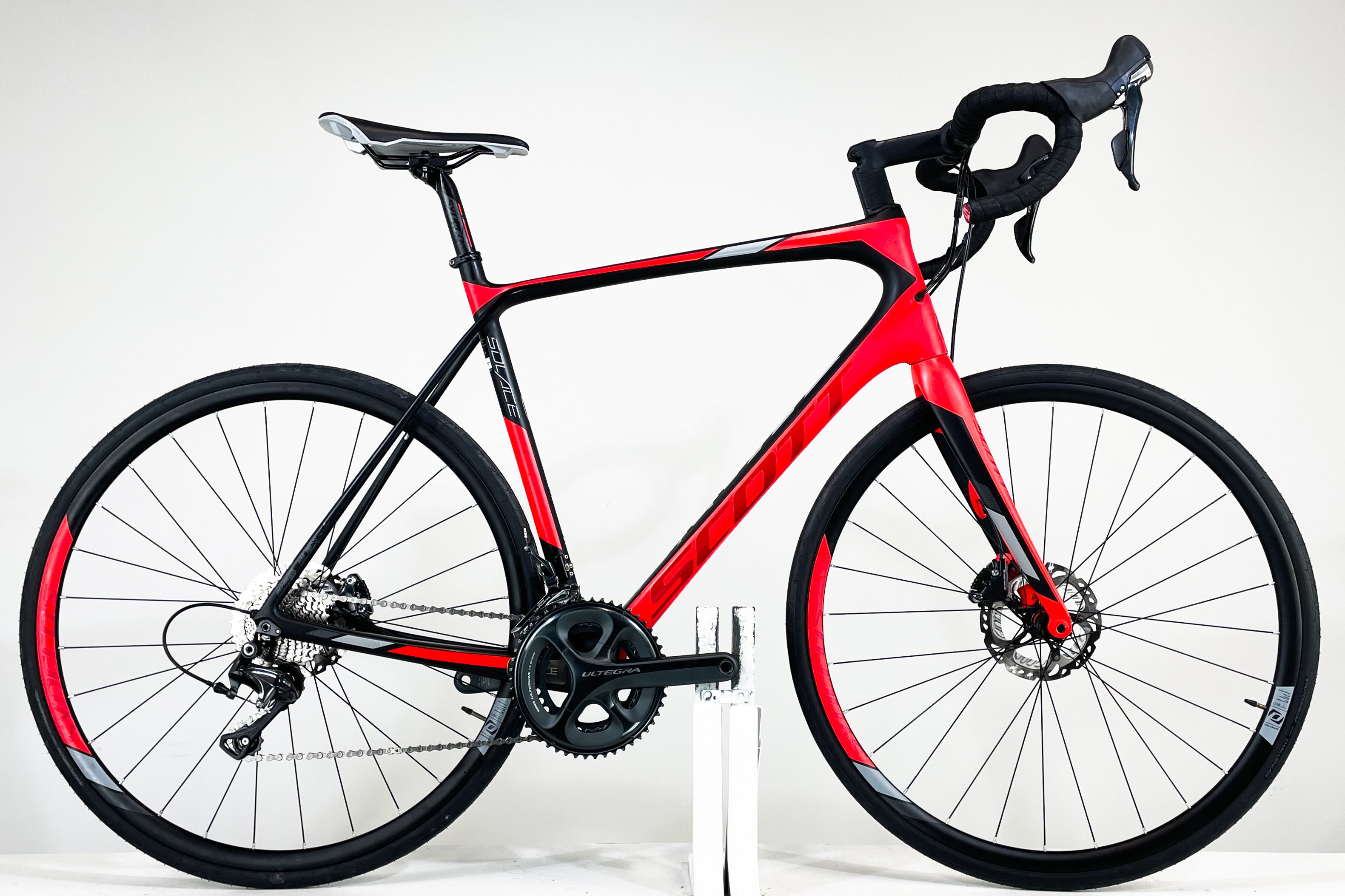 SCOTT Solace 10 Disc vélo de route Occasion Reconditionné - Mint Bikes