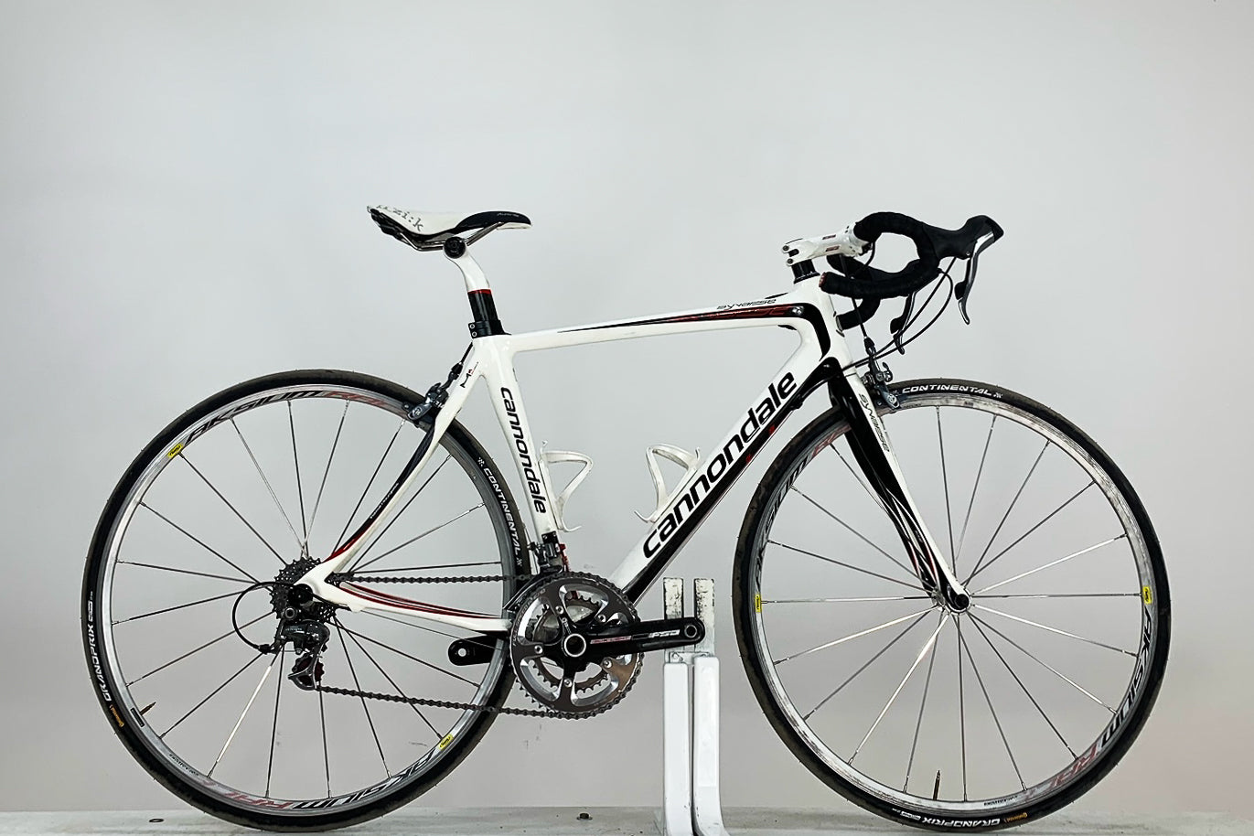 Road Bike Shimano Ultegra 2009 Route CANNONDALE Synapse Carbon HI - Main Image