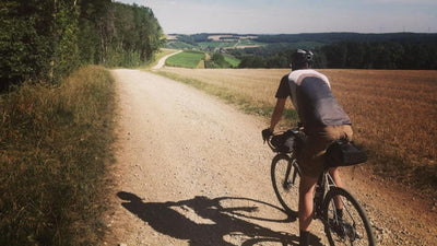 Gravel ou VTC : le guide pour bien choisir selon vos besoins