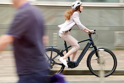 Quel moteur choisir pour son vélo électrique : pédalier ou roue ?