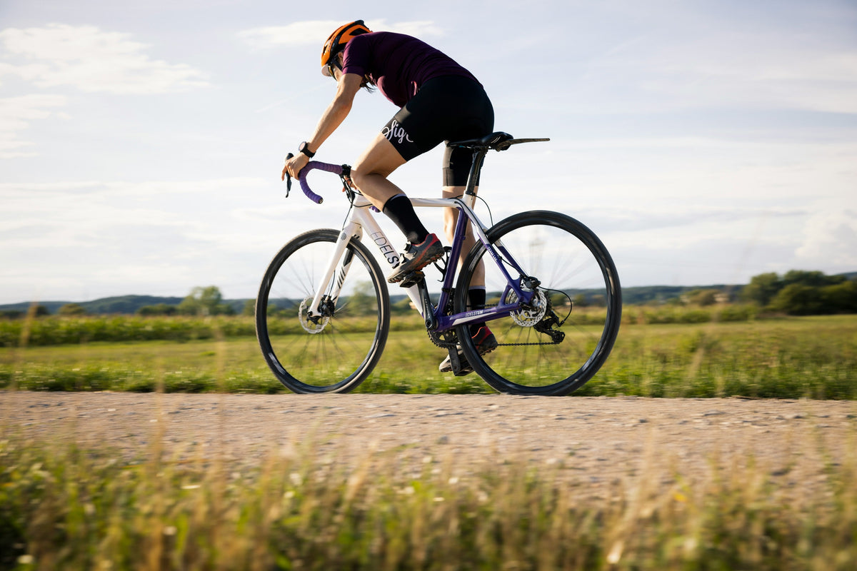 Gravel ou VTC : quel vélo choisir pour le printemps ?