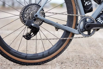 Gravel mono ou double plateau : comment faire le bon choix ?