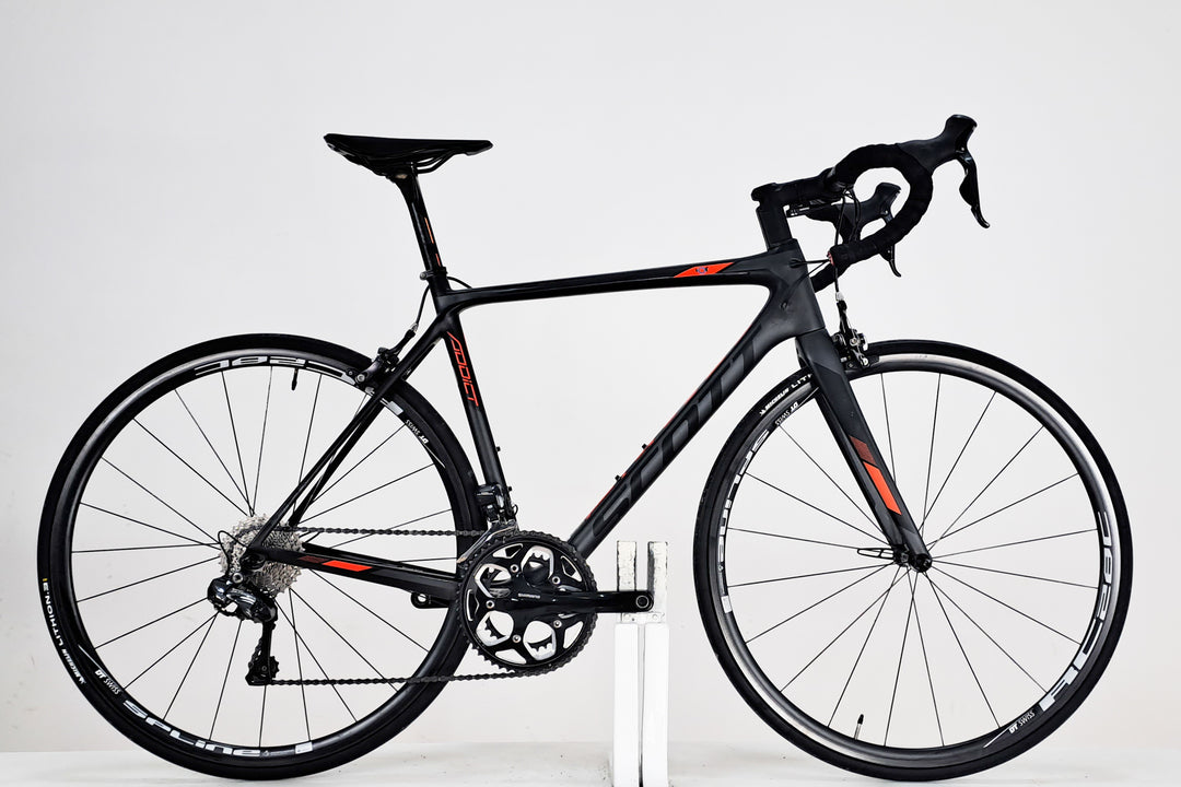 velo route course scott addict 15 di2 occasion reconditionne mint bikes