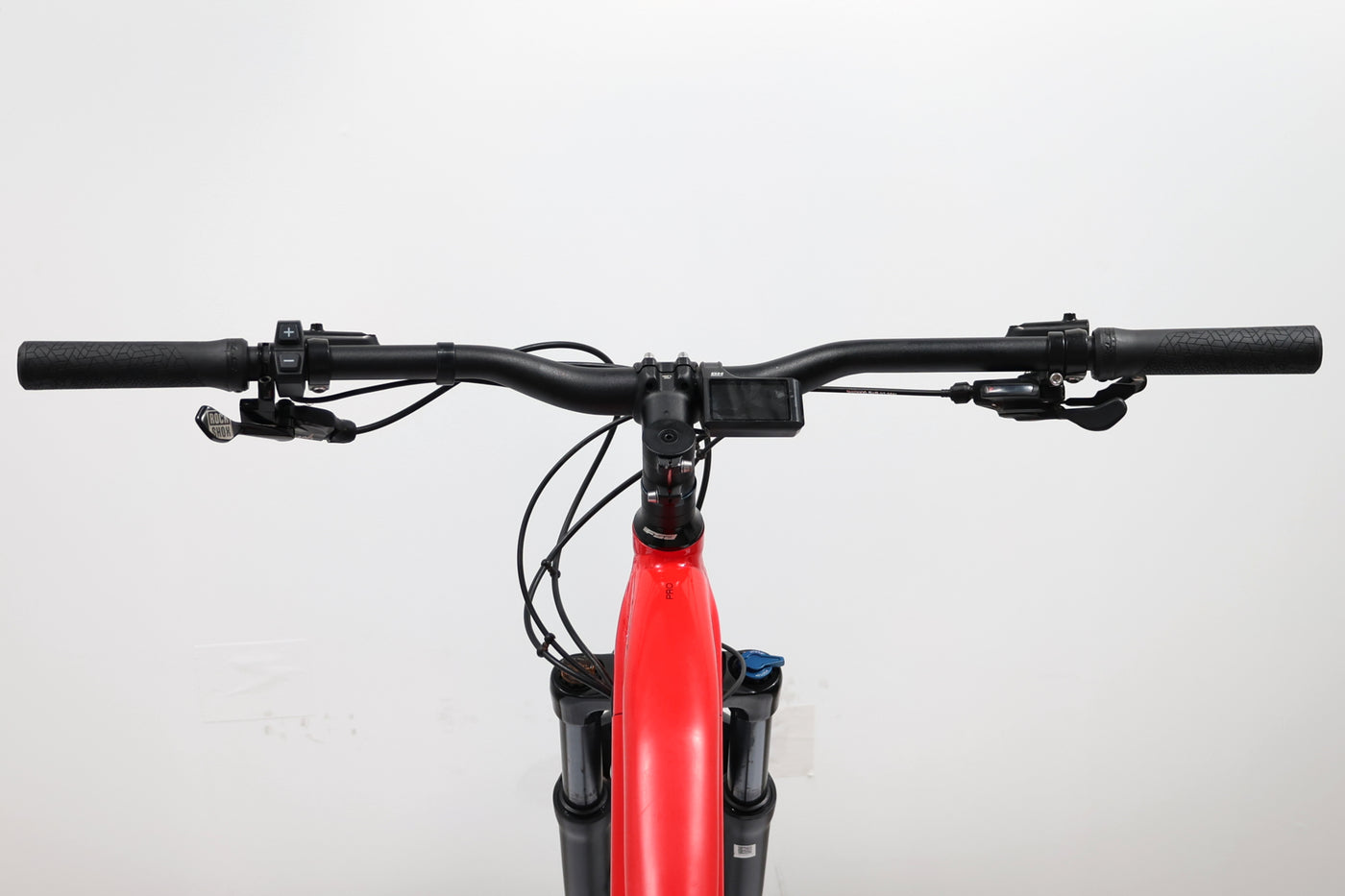 BH ATOM PRO 2023 T.M