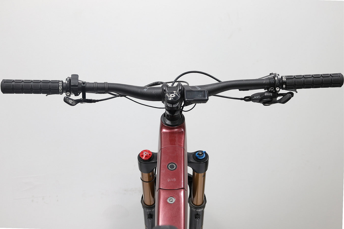 BH Xtep Lynx Pro 0.9 2023 T.L