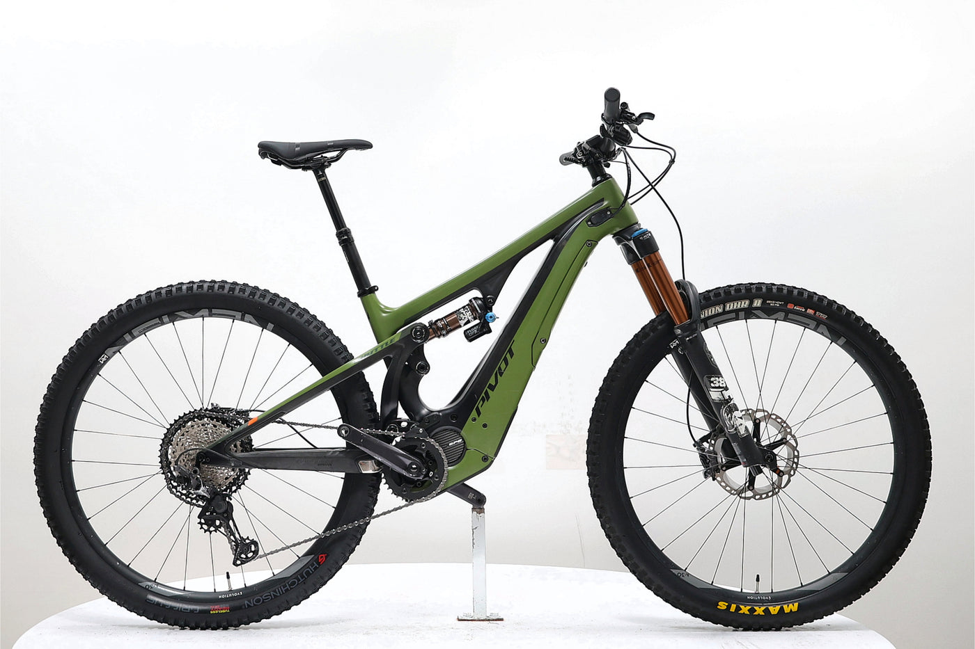 PIVOT Shuttle Team Edition 726Wh 2022 T.S