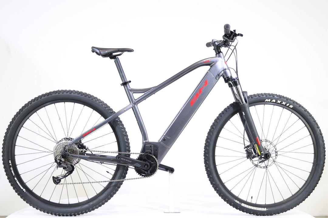 BH Atom 29 2023 LOT