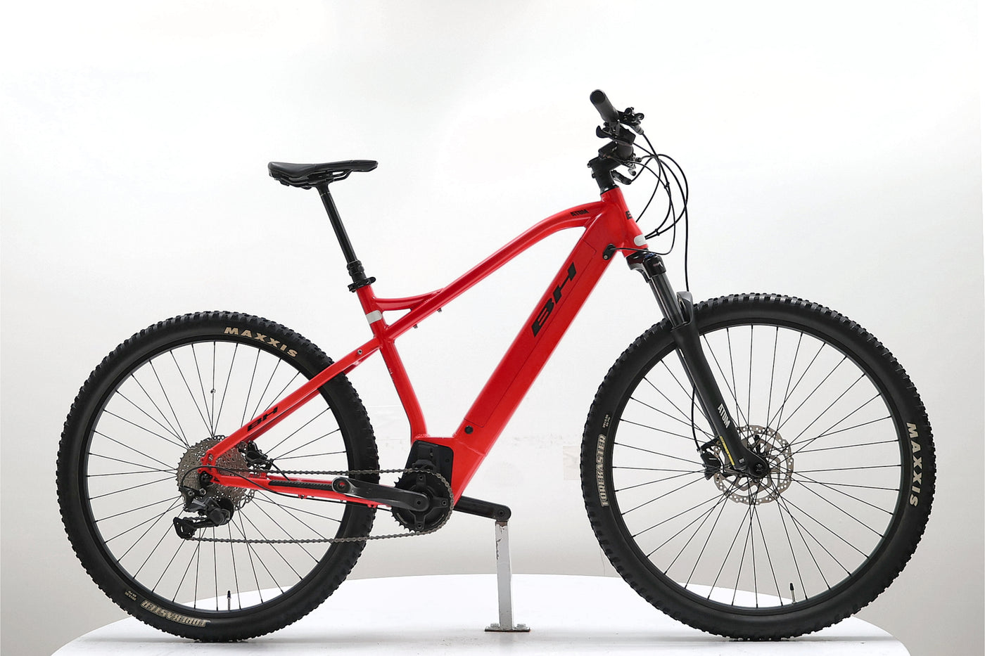 BH ATOM PRO 2023 T.M