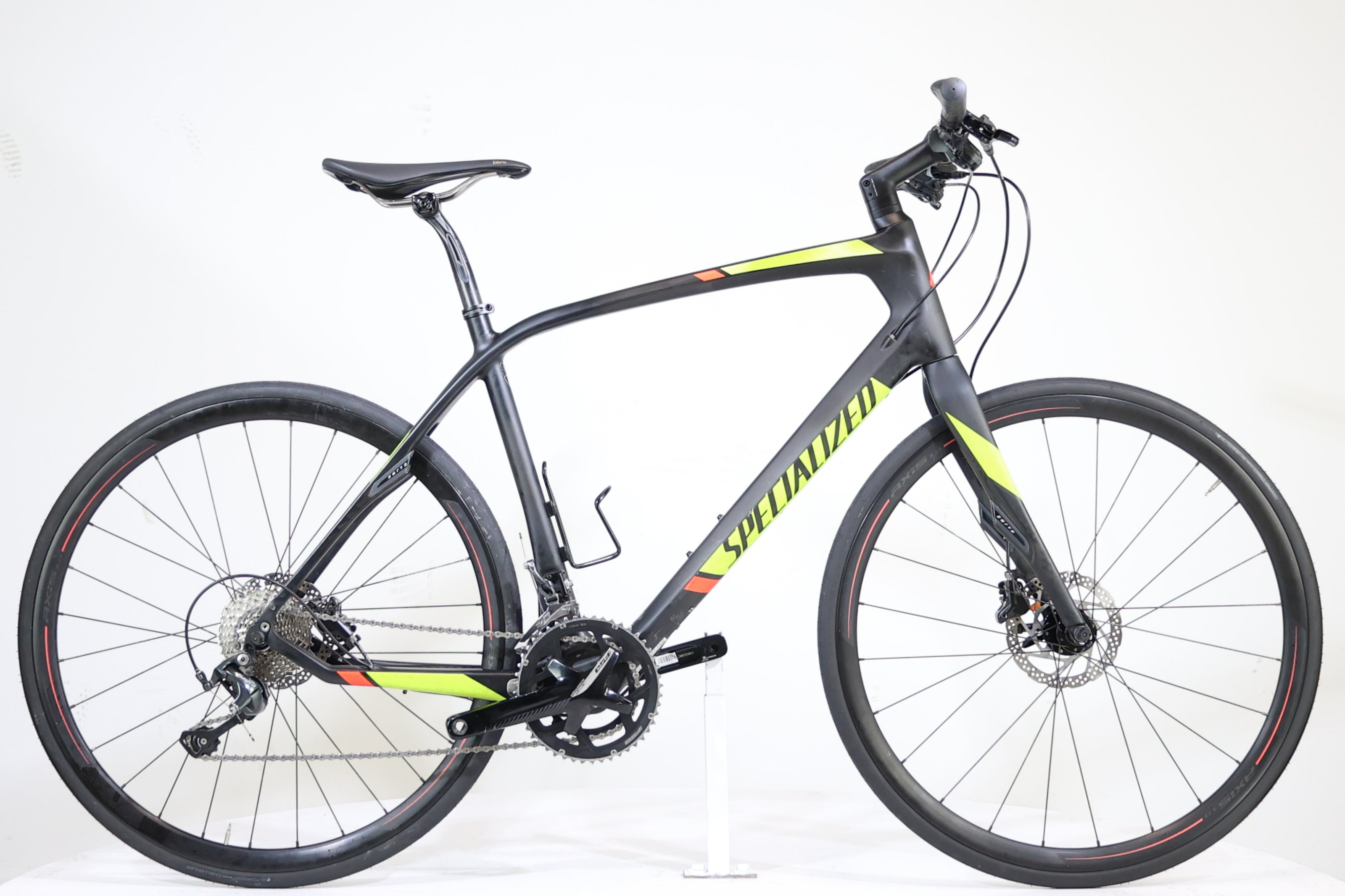 Specialized Sirrus Comp Carbon Occasion Reconditionné - Mint Bikes