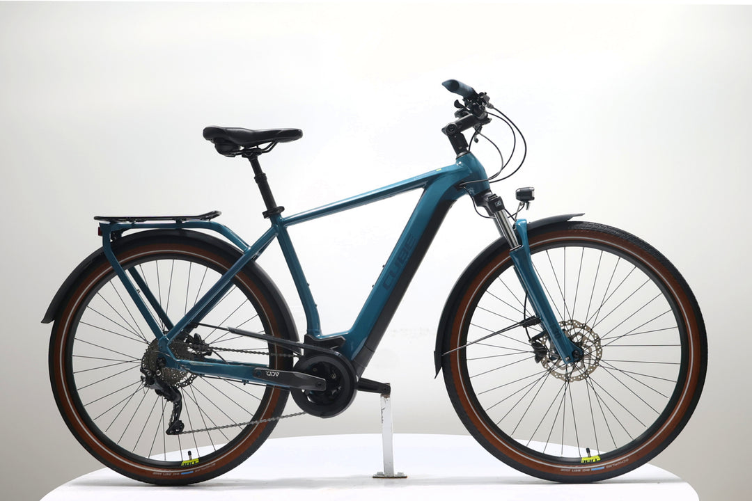 CUBE Kathmandu Hybrid One 625 2022 T.M 253649