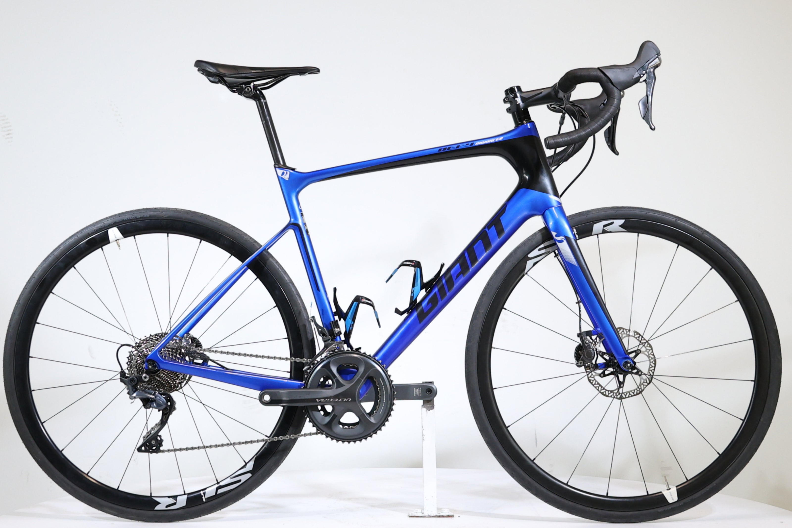 GIANT DEFY SORA Mサイズ　172cm～オススメ DEFY」シリーズがフルモデルチェンジ - News