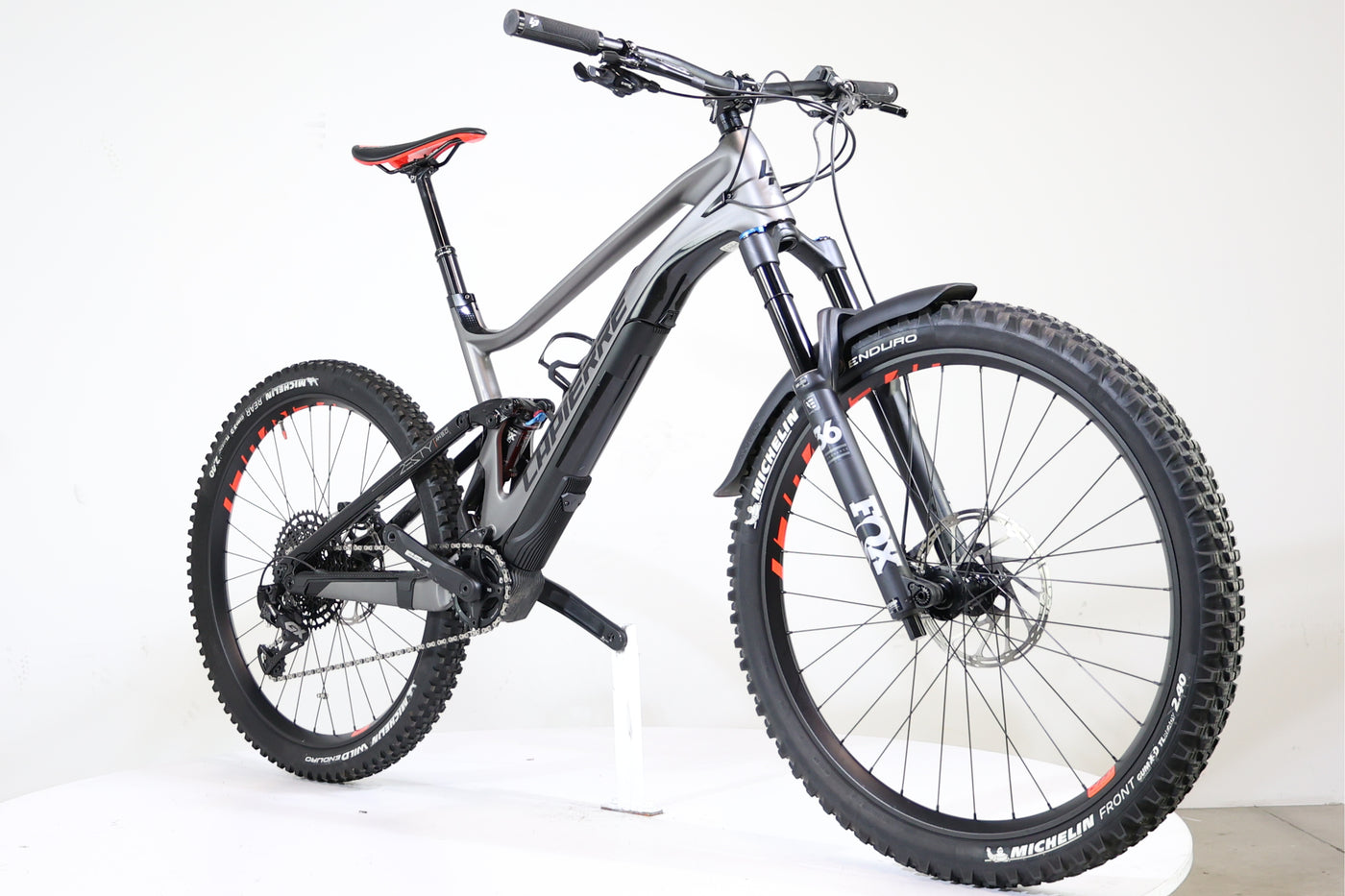 VTT Électrique Tout-Suspendu Raymon FullRay 150E 9.0 Sram SX Eagle 12V 630wh 29 Vert VTT Électrique Tout-Suspendu Raymon FullRay 150E 9.0 Sram SX Eagle 12V 630wh 29 Vert