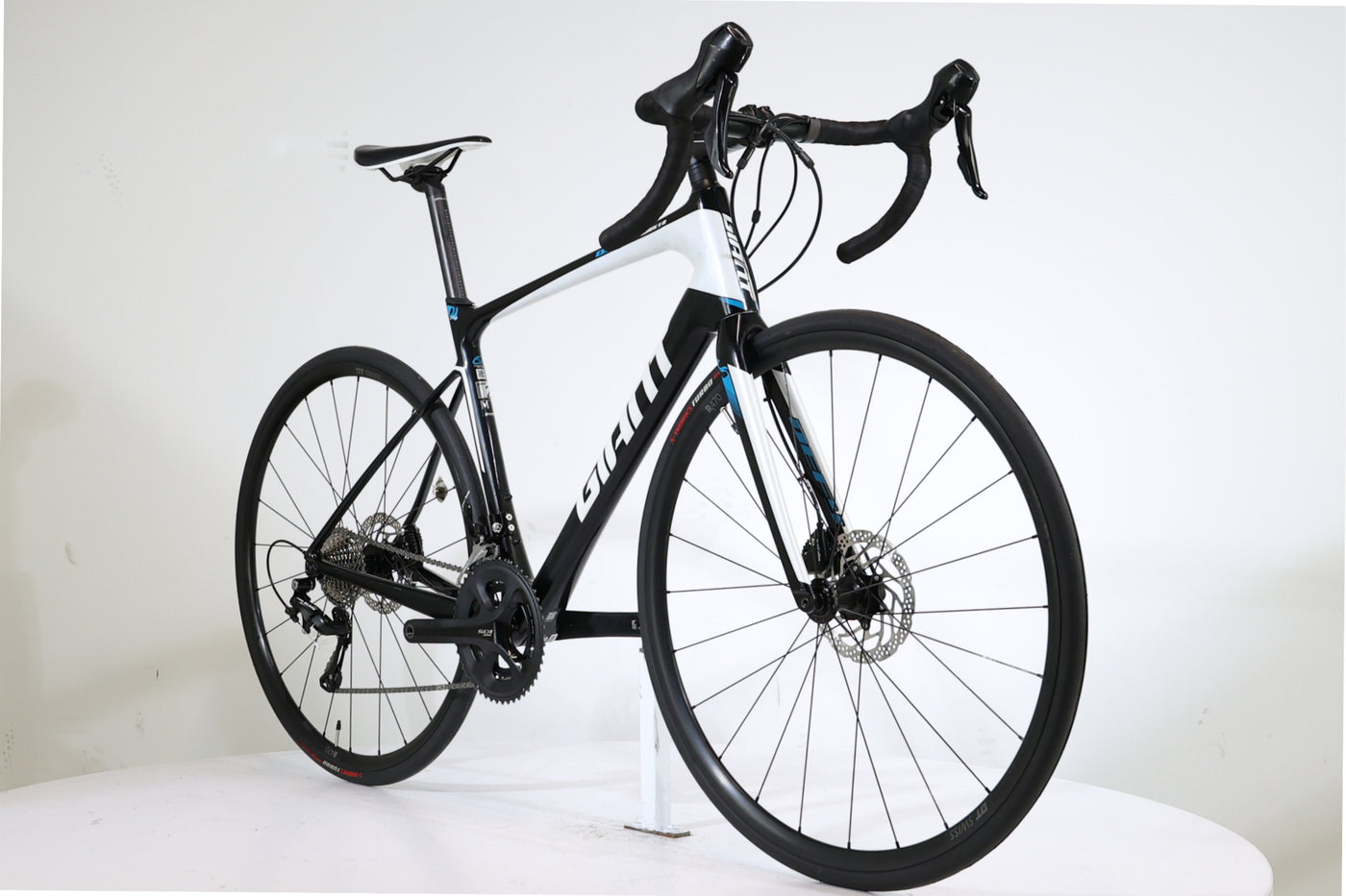 GIANT Defy Advanced 2 2017 T.M 247767