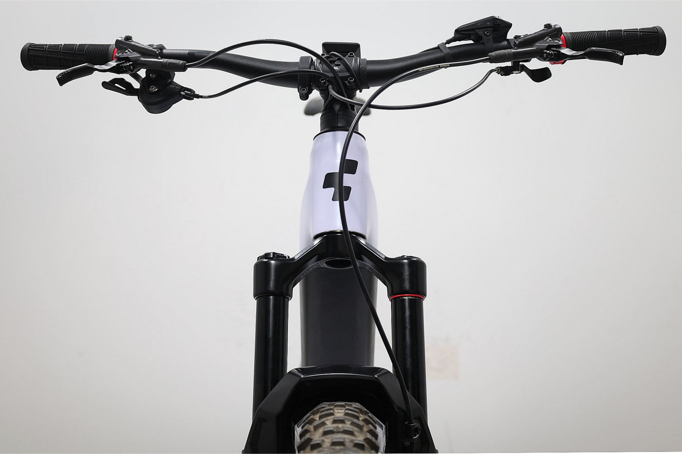 CUBE Stereo Hybrid 140 HPC SL 750 2022 T.L