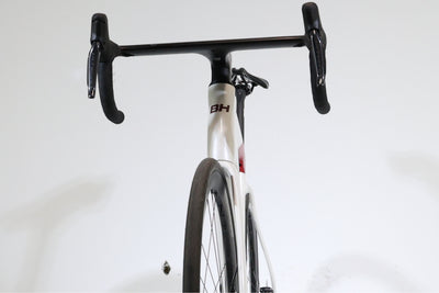 BH iRS1 Carbon 1.6 2023 T.L 248954