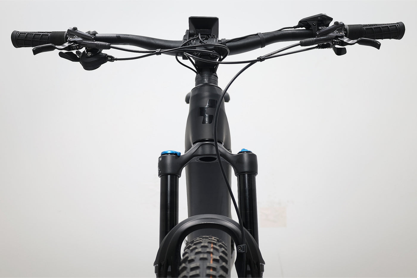 CUBE Stereo Hybrid 140 HPC SLX 750 2024 T.M