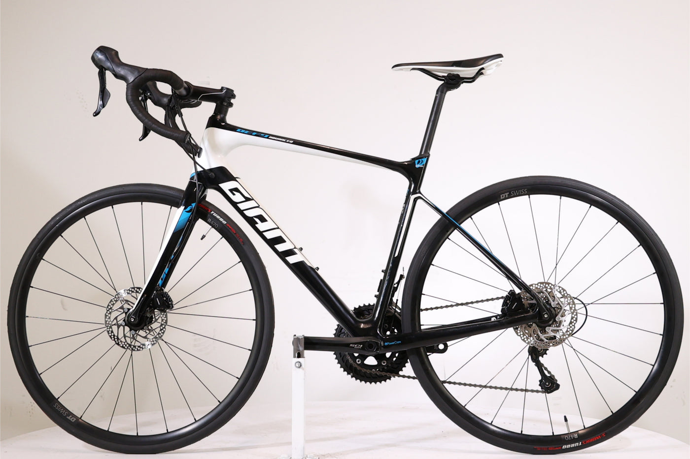 GIANT Defy Advanced 2 2017 T.M 247767