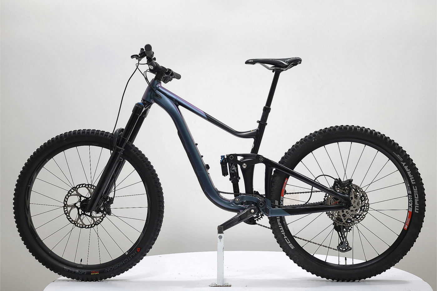GIANT Reign 1 2024 T.M