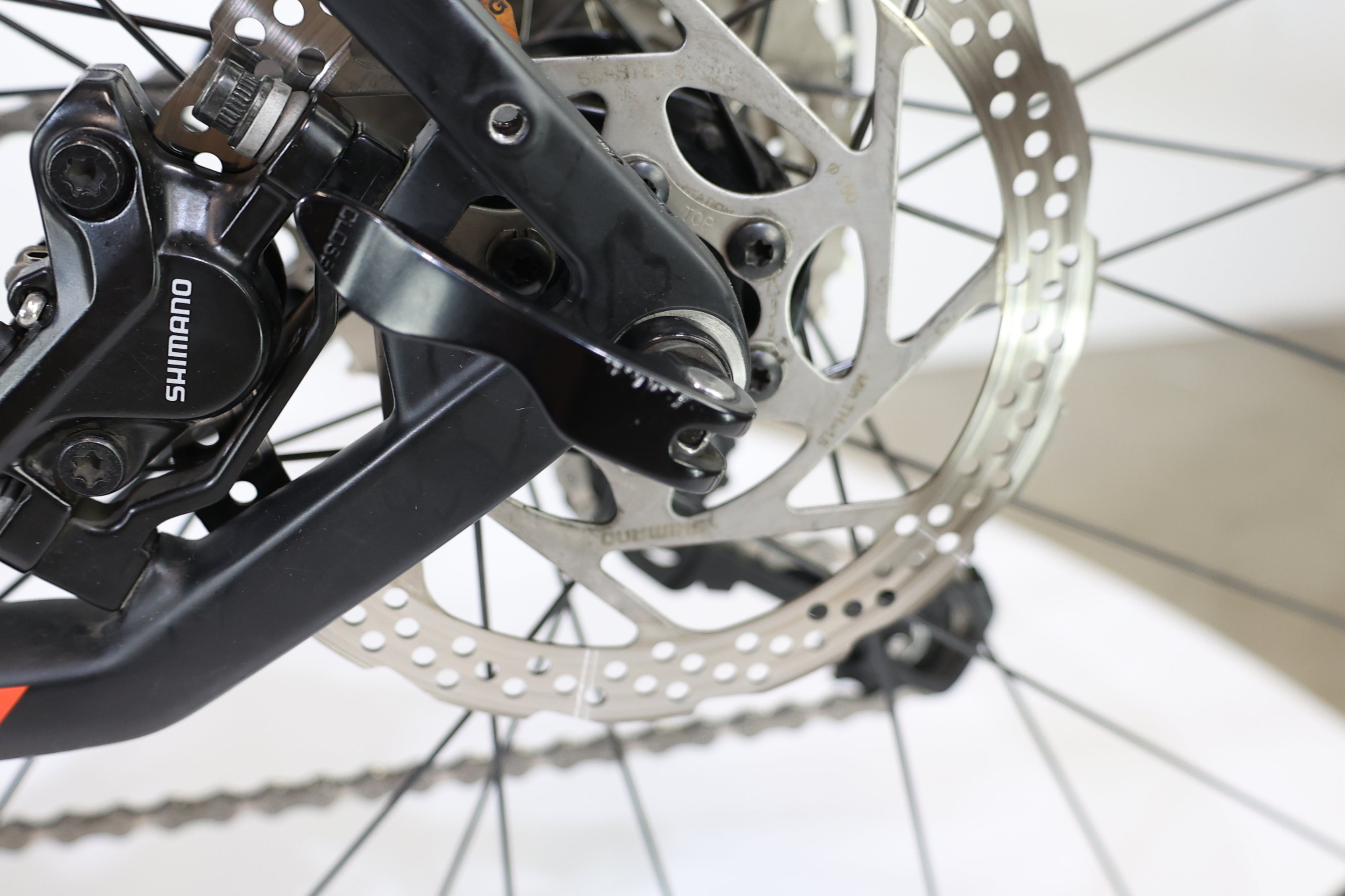 Specialized Sirrus Comp Carbon Occasion Reconditionné - Mint Bikes