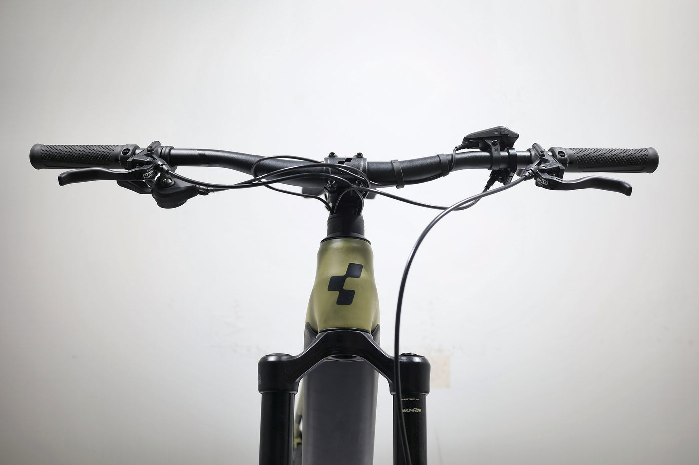 VTT ÉLECTRIQUE CUBE Stereo Hybrid 160 HPC Race 625 Occasion ...