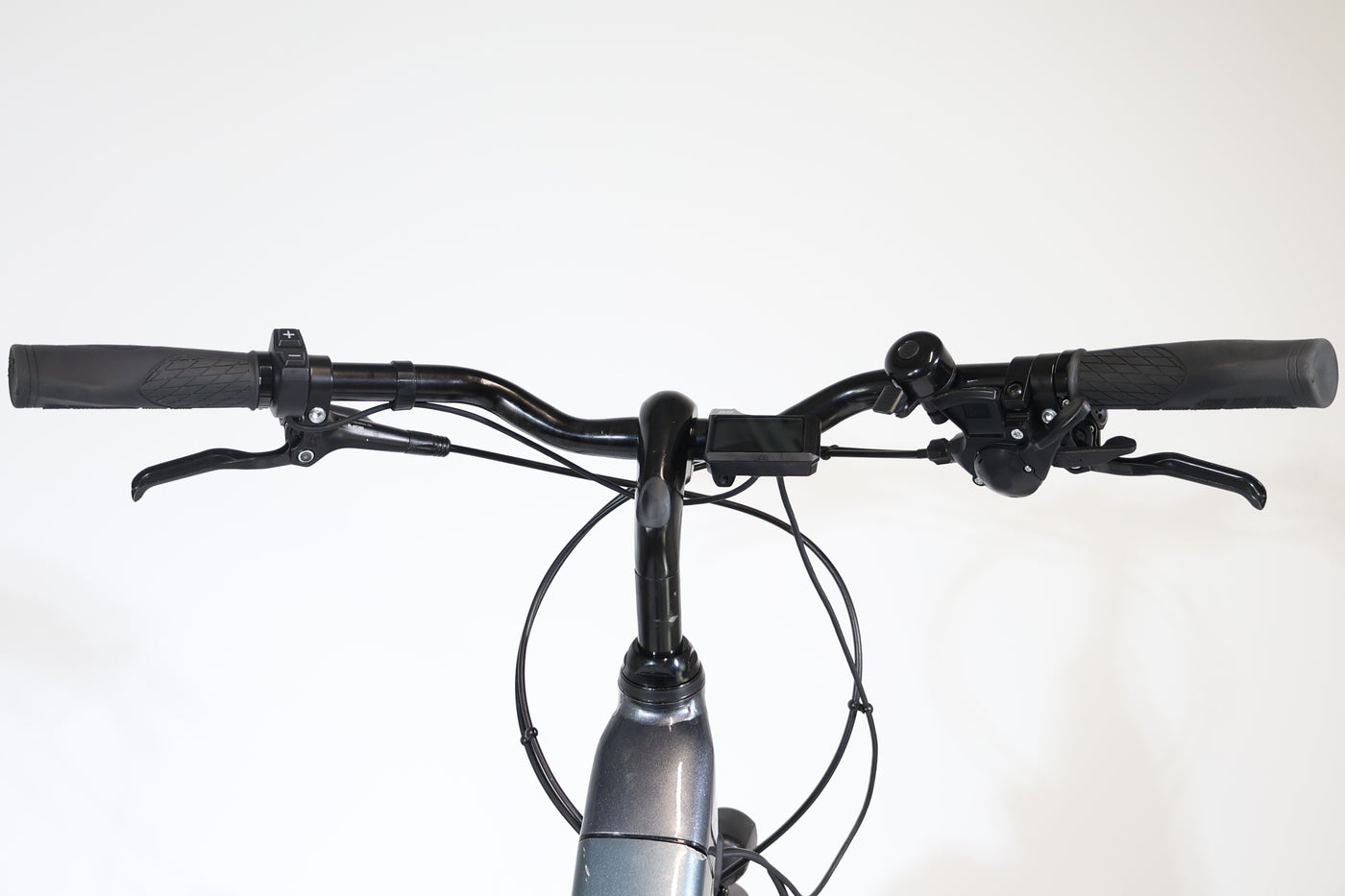 Bh Atom street 2023 T.M 250562