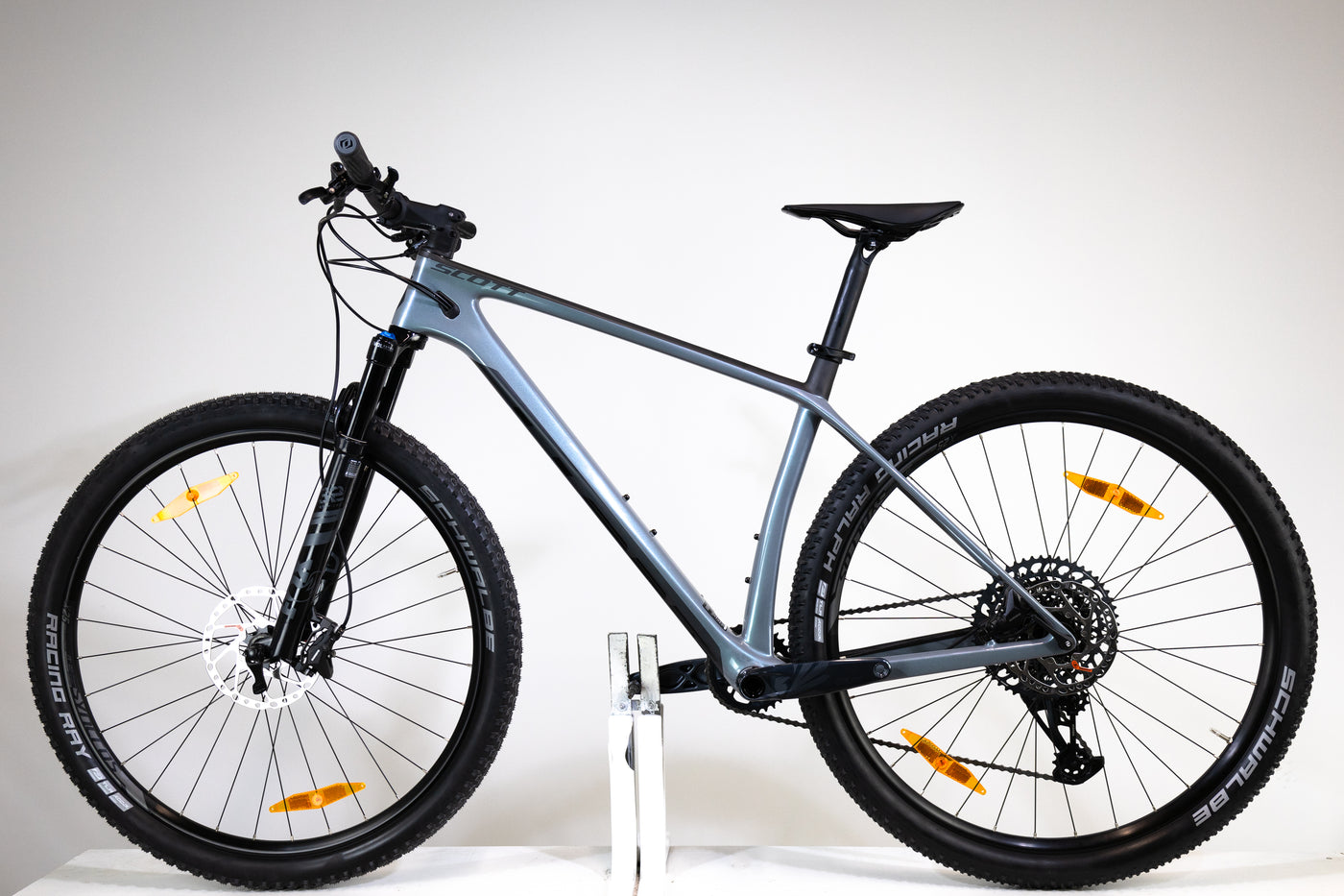 Scott Scale 29 Pouces Vélo VTT 29p Alu SCOTT 2024 Scale 970 GREY