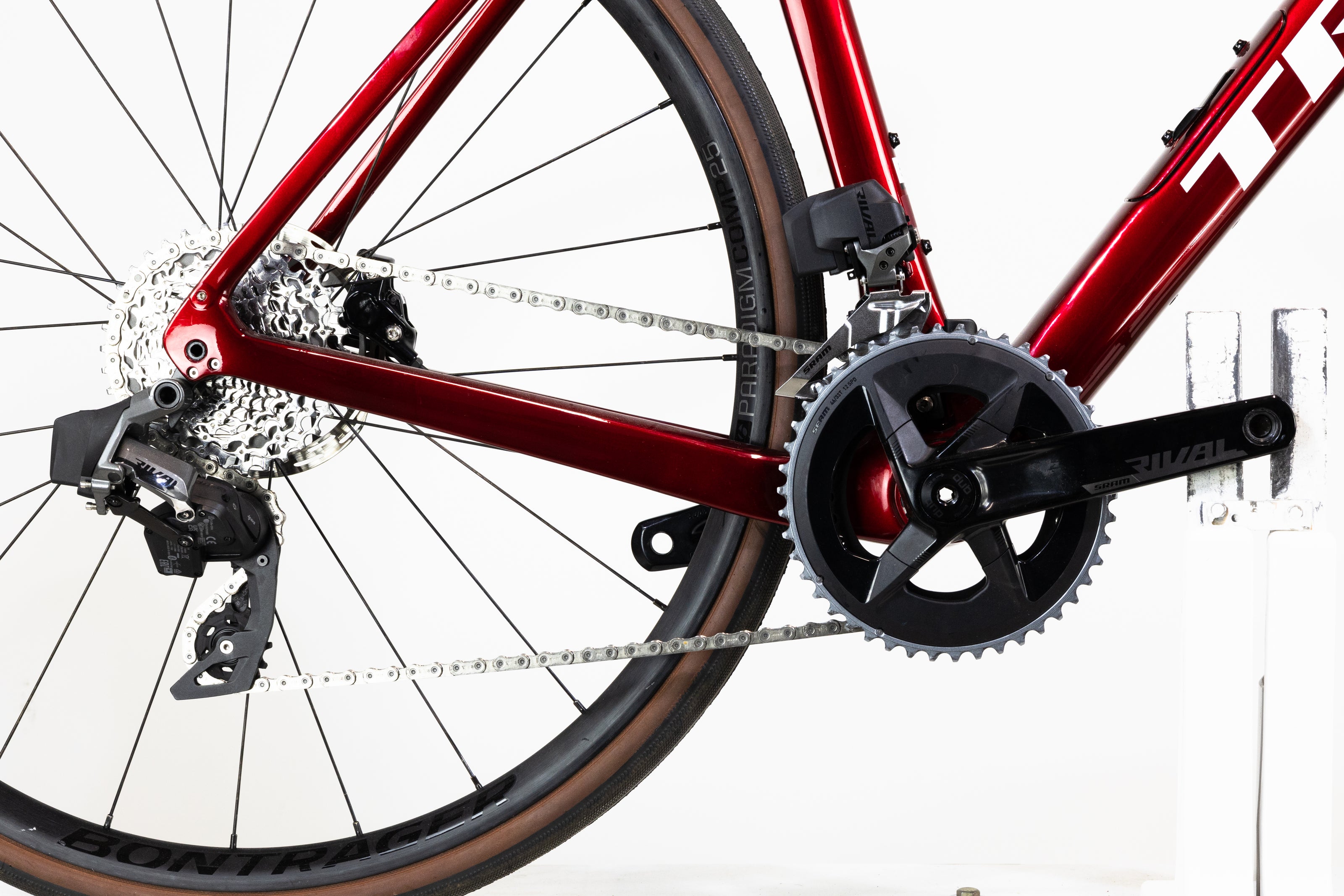 TREK Domane SL6 2024 Route Occasion Reconditionné - Mint Bikes