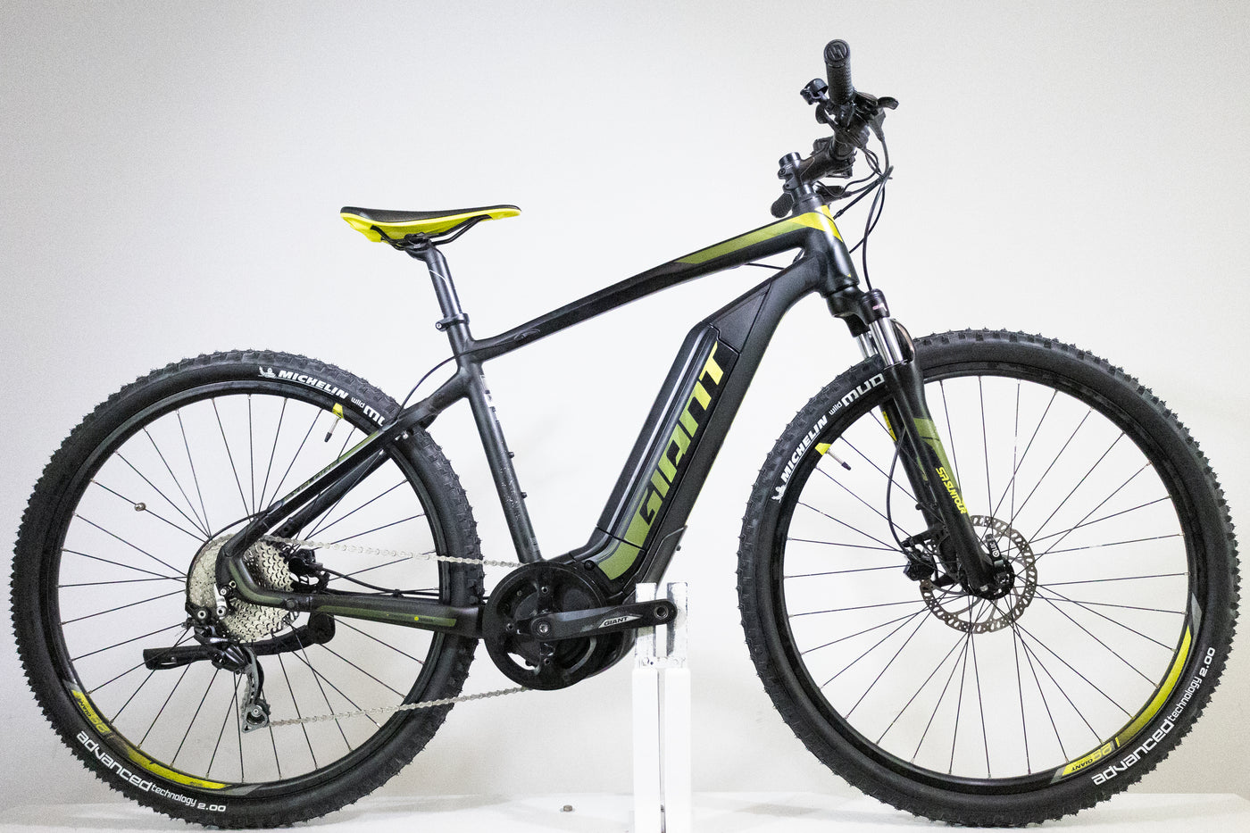 GIANT Explore E+ 2 GTS 2017 T.S 2458