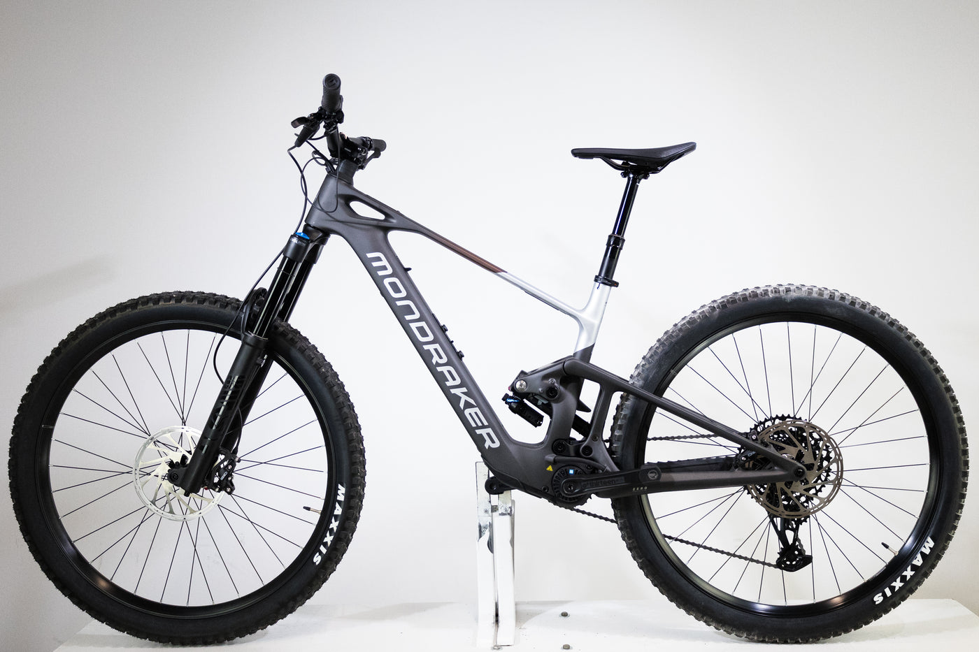 Mondraker NEAT R CARBON 2024 T.M 2611