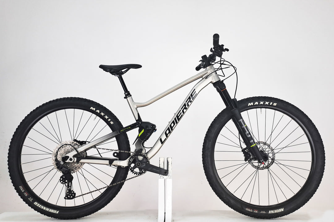 VTT LAPIERRE ZESTY TR 3.9 2023 ENDURO ALL MOUNTAIN RECONDITIONNE MINT BIKES