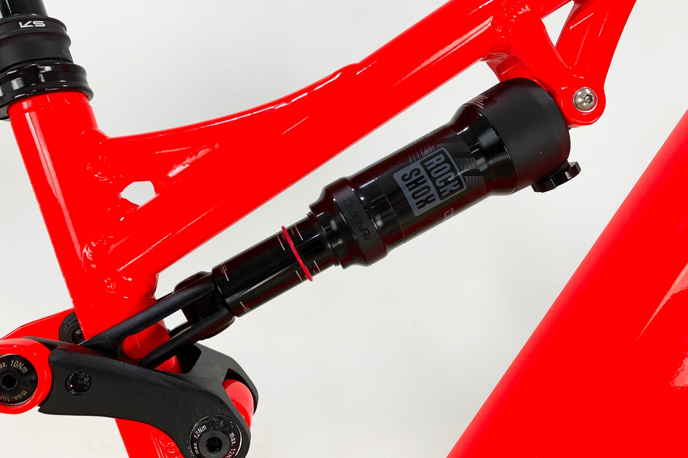 BH Atom Lynx 8.1 2023 S