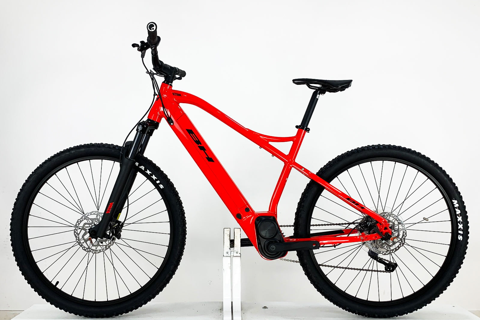 BH Atom 29 2024 en taille M, vélo électrique, VTT semi rigide BH Atom 29 2024 en taille M, vélo électrique, VTT semi rigide