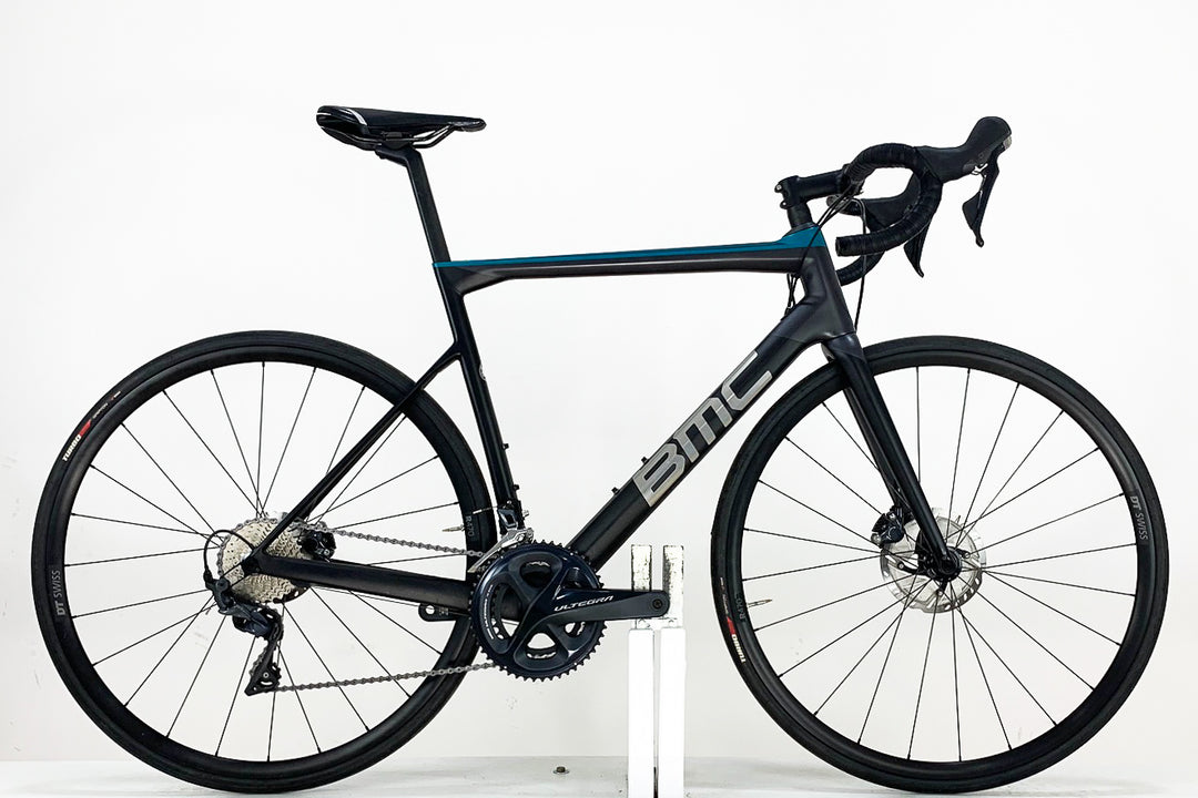 ROUTE BMC TEAMMACHINE SLR02 THREE DISC CARBONE ULTEGRA OCCASION RECONDITIONNE MINT BIKES