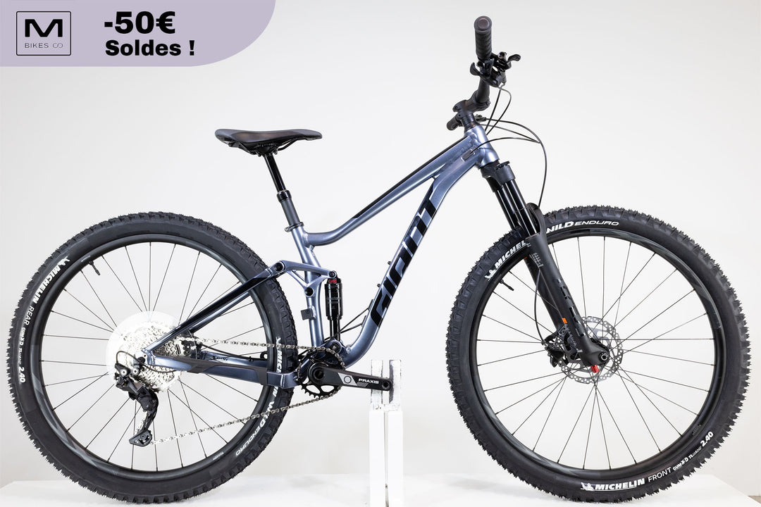 Giant Stance 29 2 Knight Shield S 2022 2368