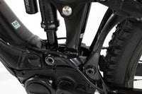 LIV Intrigue X E+ 1 2022 T.M