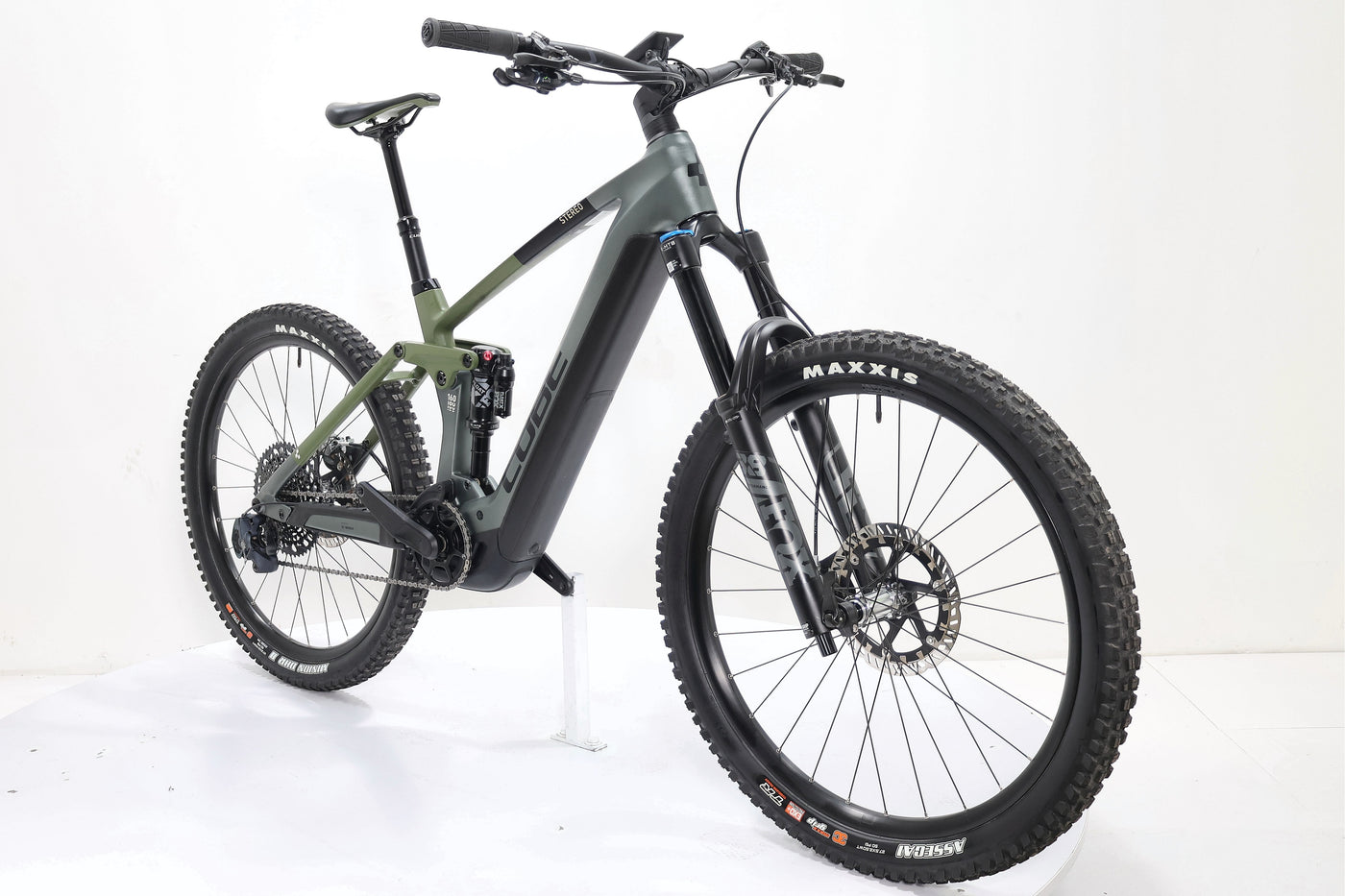 CUBE Stereo Hybrid 160 HPC TM 750 27.5 2024 T.M