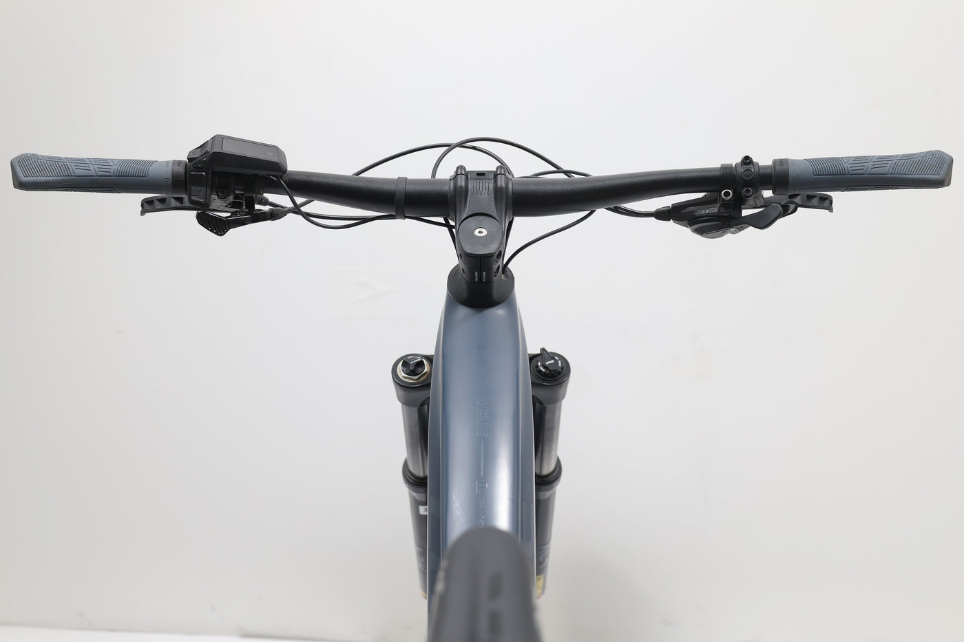 CUBE Stereo Hybrid ONE44 Pro 800 2025