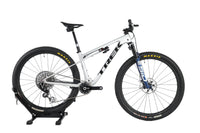 TREK Supercaliber SLR 9.9 Flight Attendant 2025 T.S