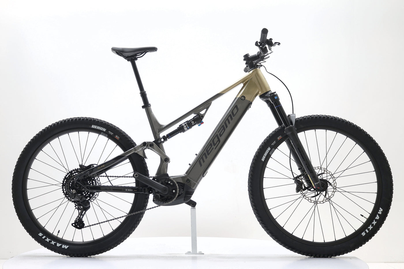 MEGAMO Flame AL 20+ 2025 T.L