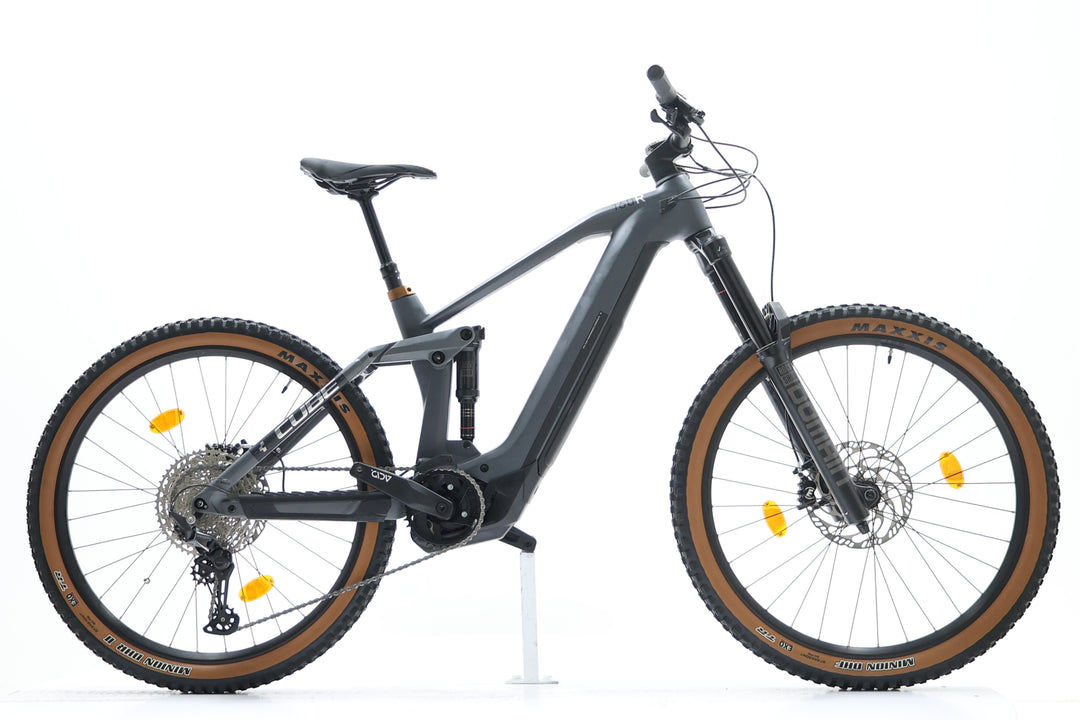 CUBE Stereo Hybrid 160 HPC Race 625 27.5 2022 T.M