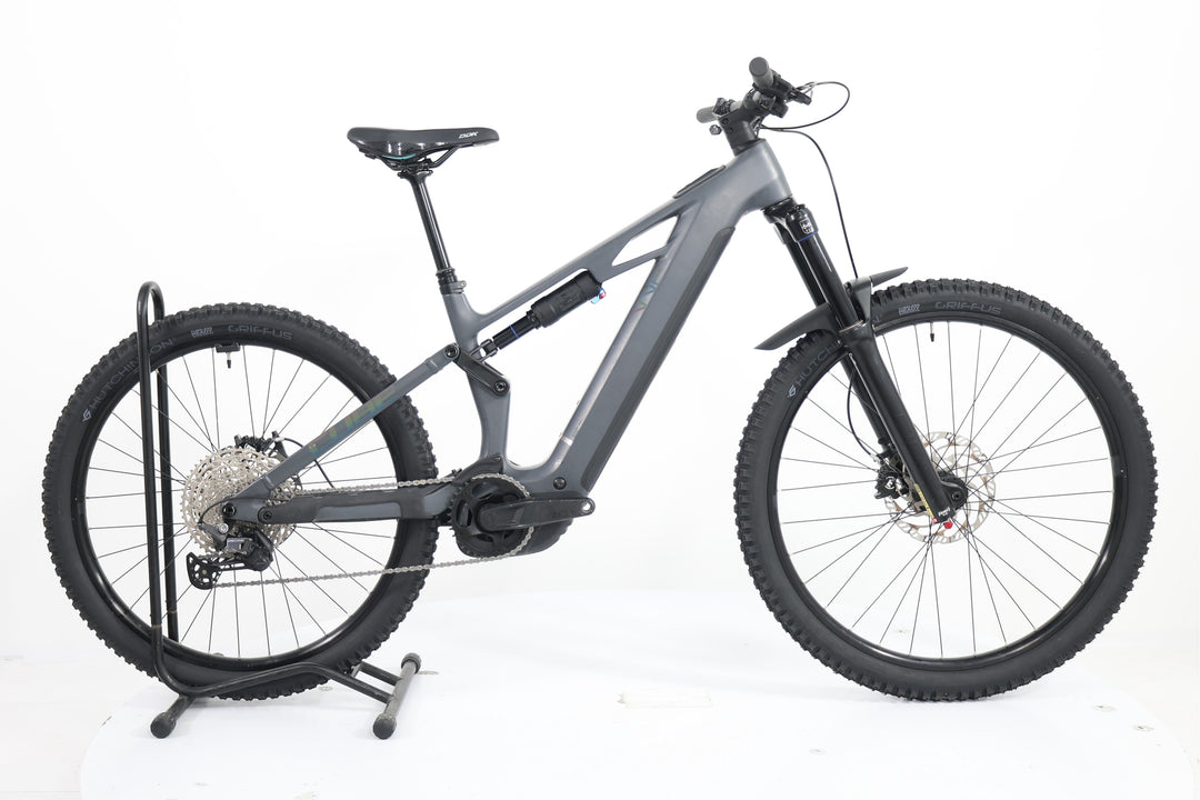 CUBE Stereo Hybrid ONE77 HPC Race 800 2025