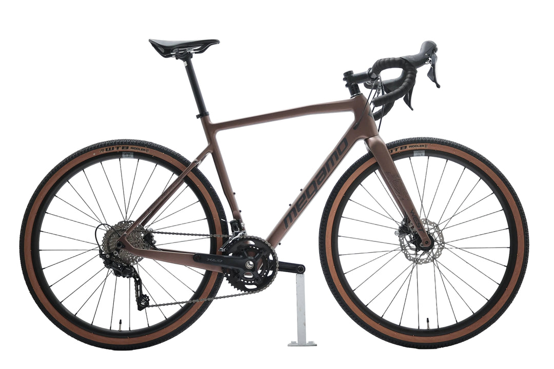 MEGAMO WEST 15 2025