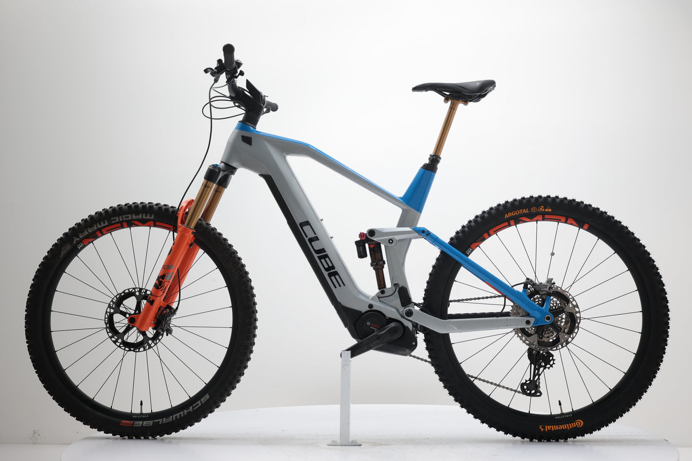 CUBE Stereo Hybrid 140 HPC Actionteam 625 Kiox 2021 T.XL