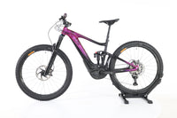 LIV Intrigue X E+ 1 2022 T.M