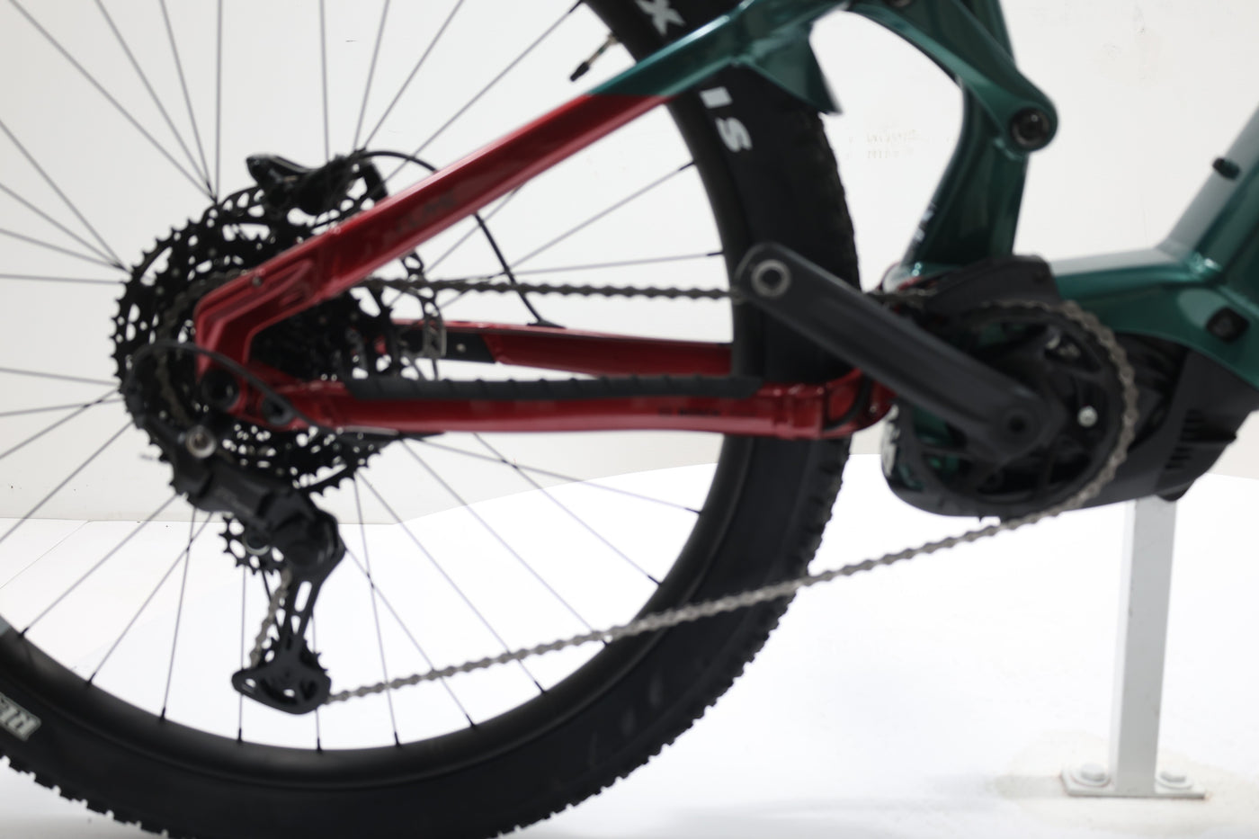 MEGAMO Flame AL 20 2025