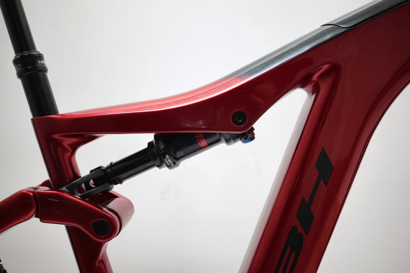 BH ATOMX LYNX 8.7 2025 T.M