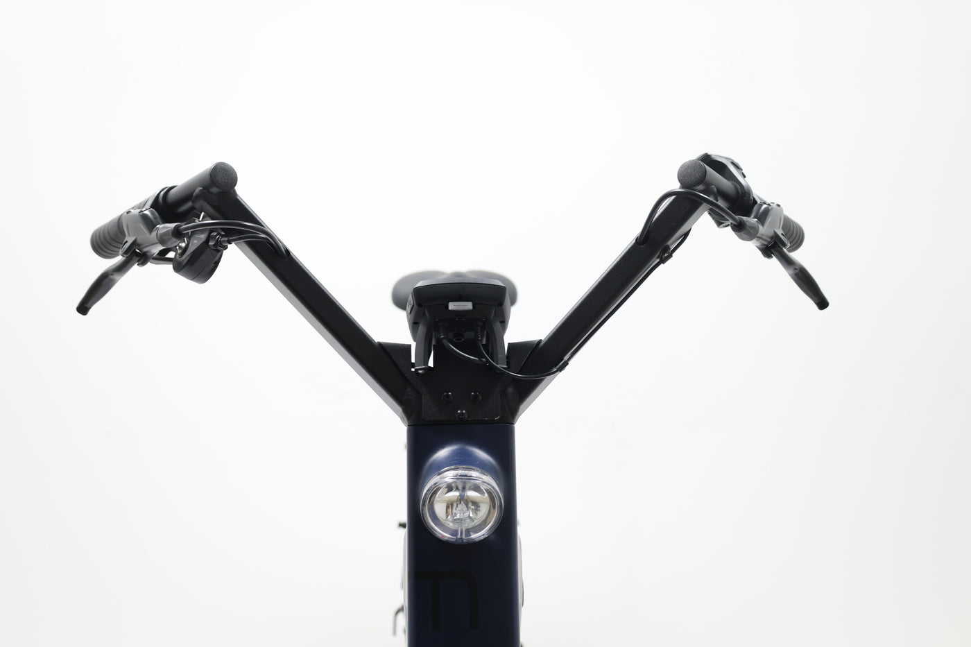 MOUSTACHE Lundi 27.1 2022 T.U