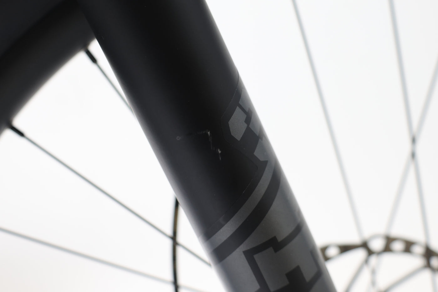 LIV Intrigue X E+ 2 2021 T.L