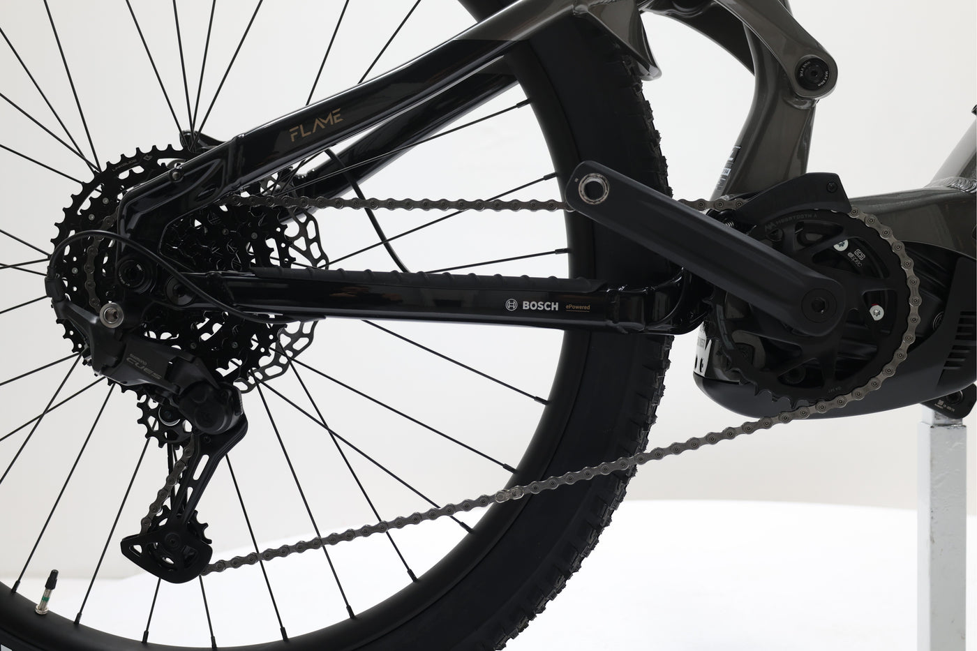 MEGAMO Flame AL 20+ 2025 T.L